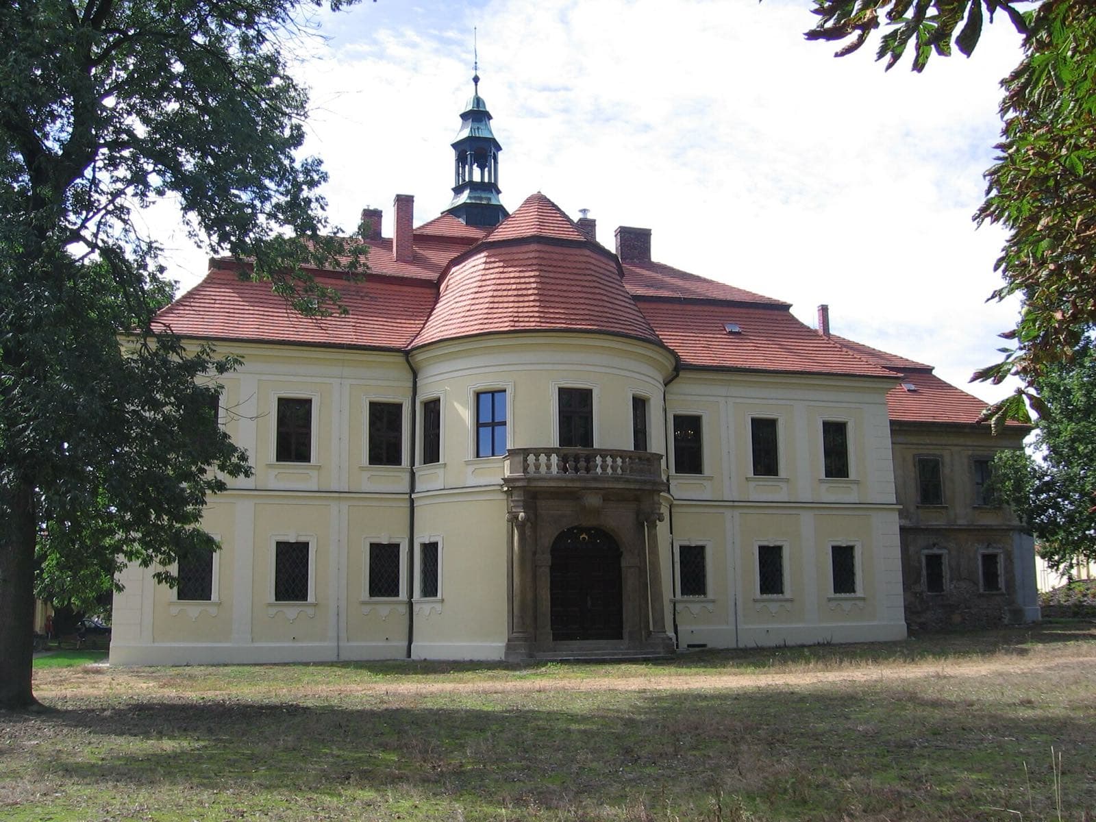 Zámek Mirošov