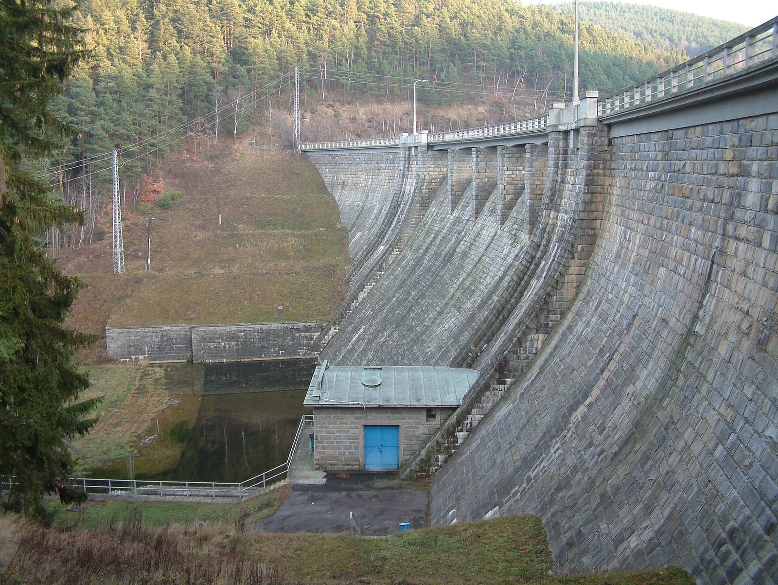 Přehrada Husinec