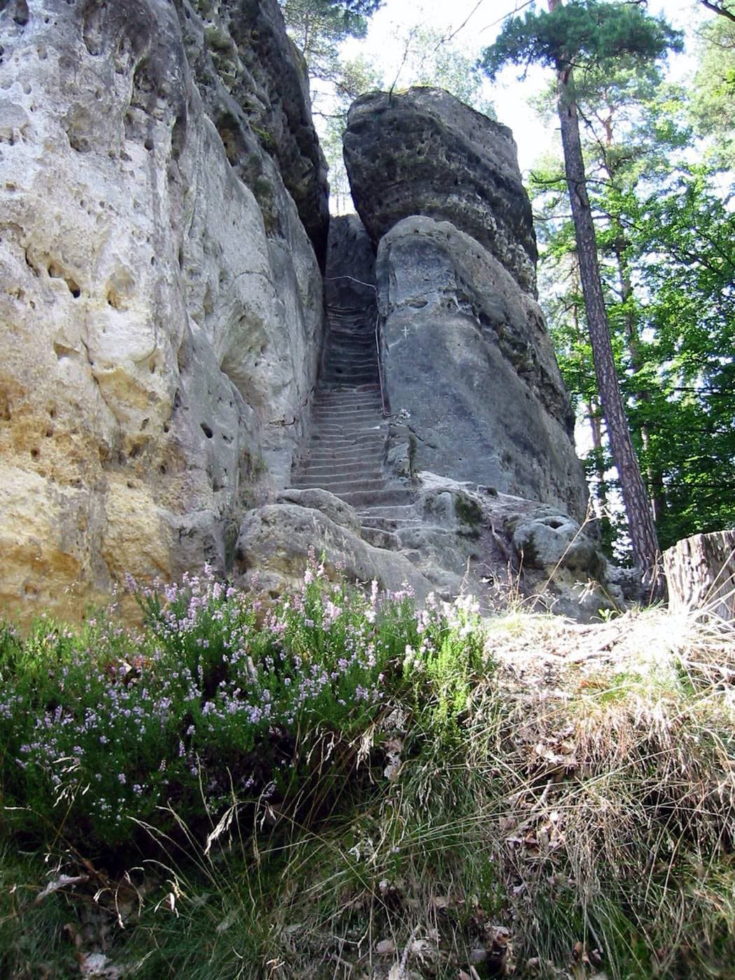 Skalní hrad Stohánek
