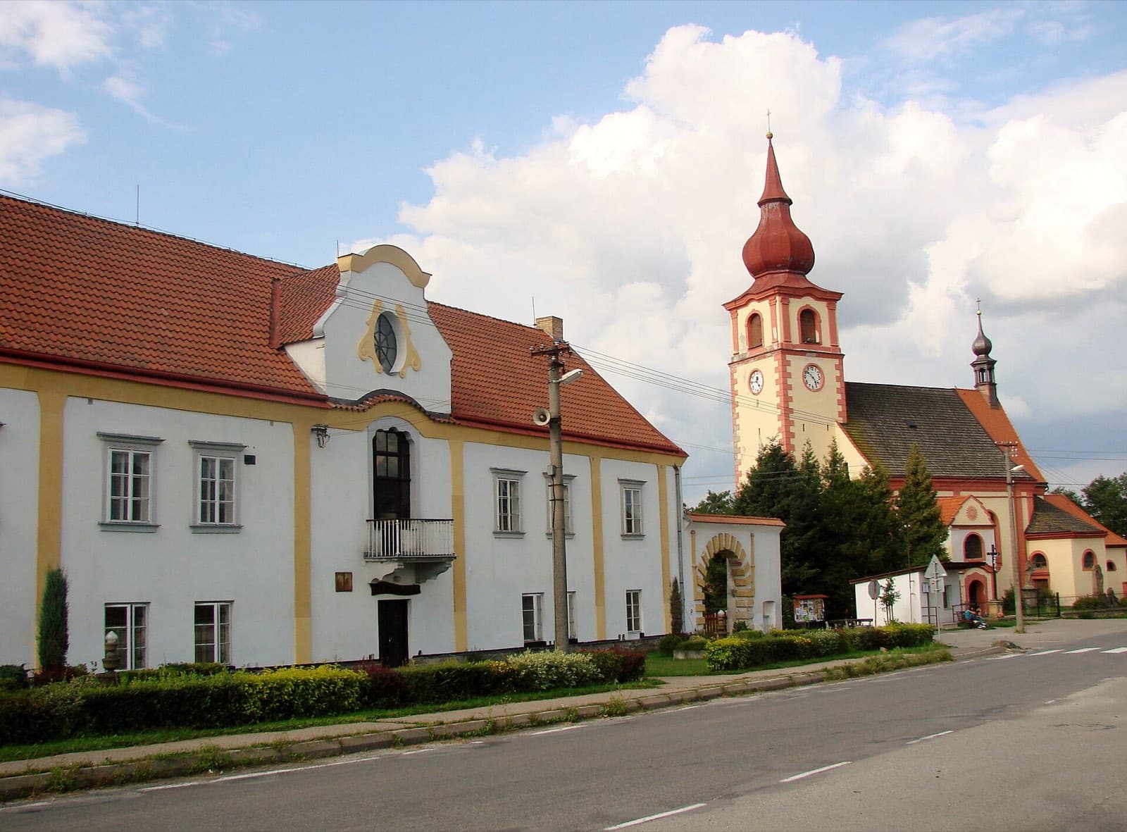 Zámek Dolní Krupá