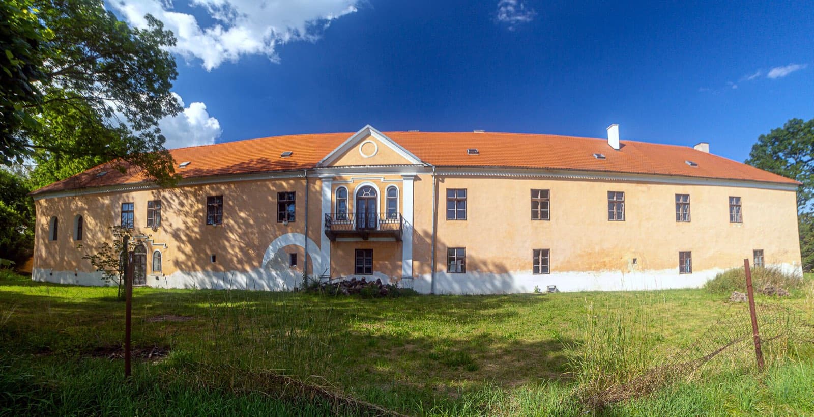 Zámek Měšice