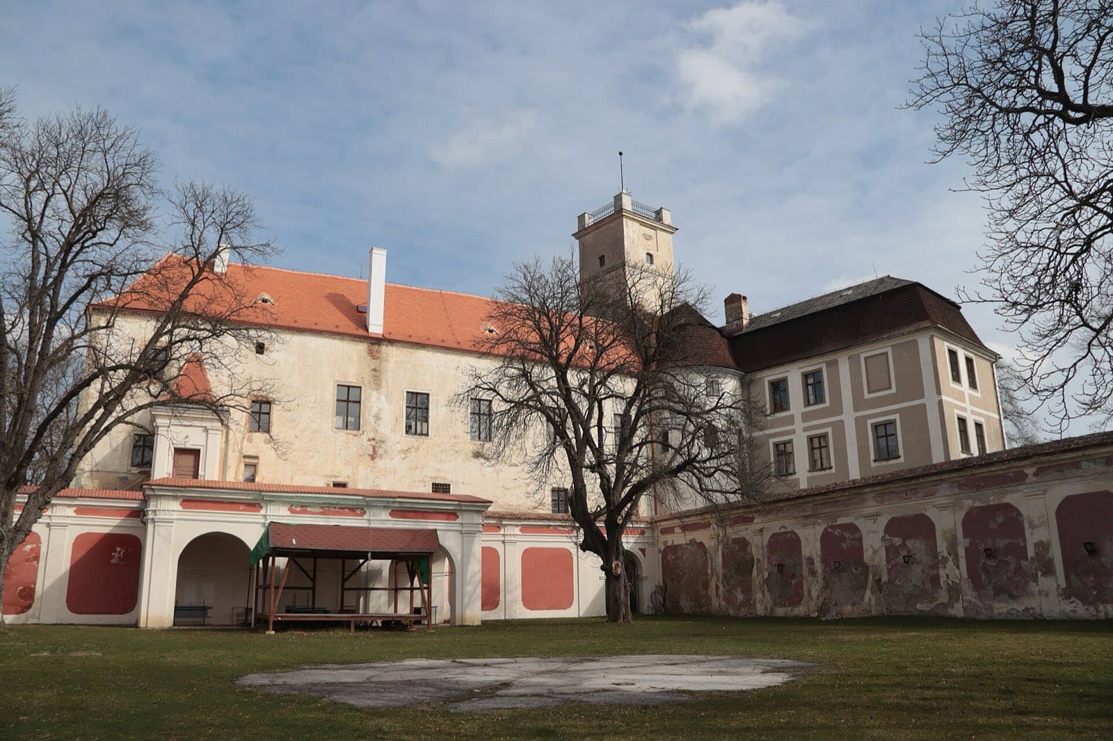 Zámek Police