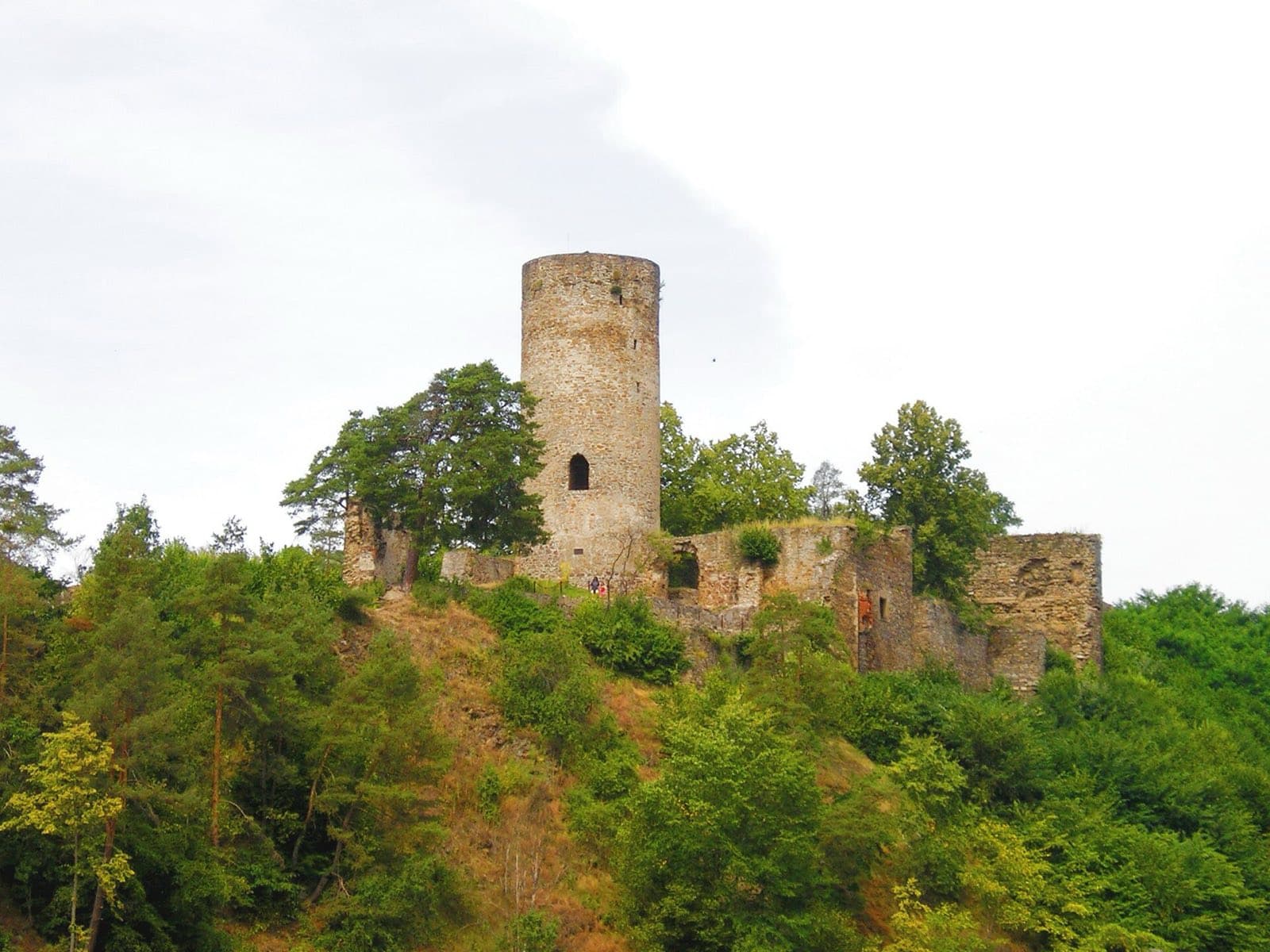 Zřícenina hradu Dobronice